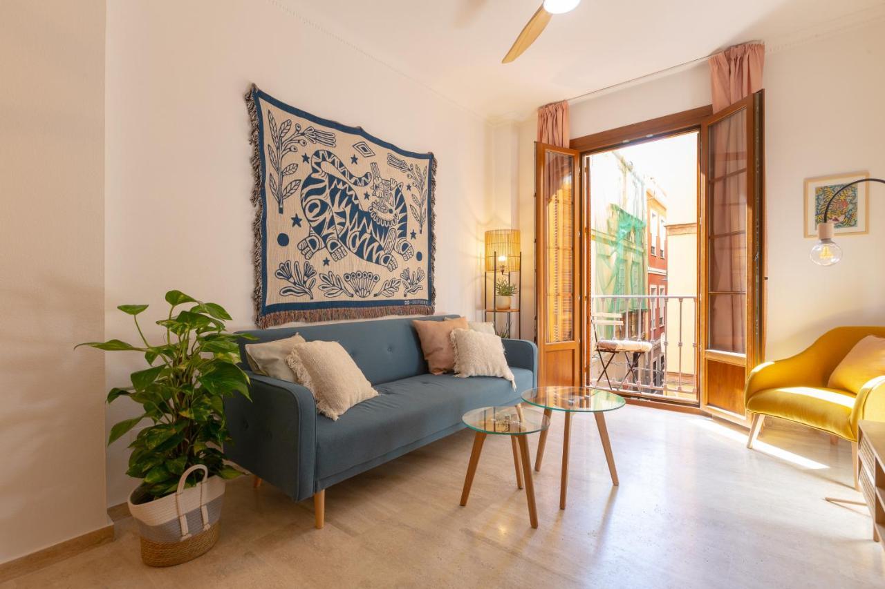 Bright Apartment With Patio And Balconies In The Center Málaga Esterno foto