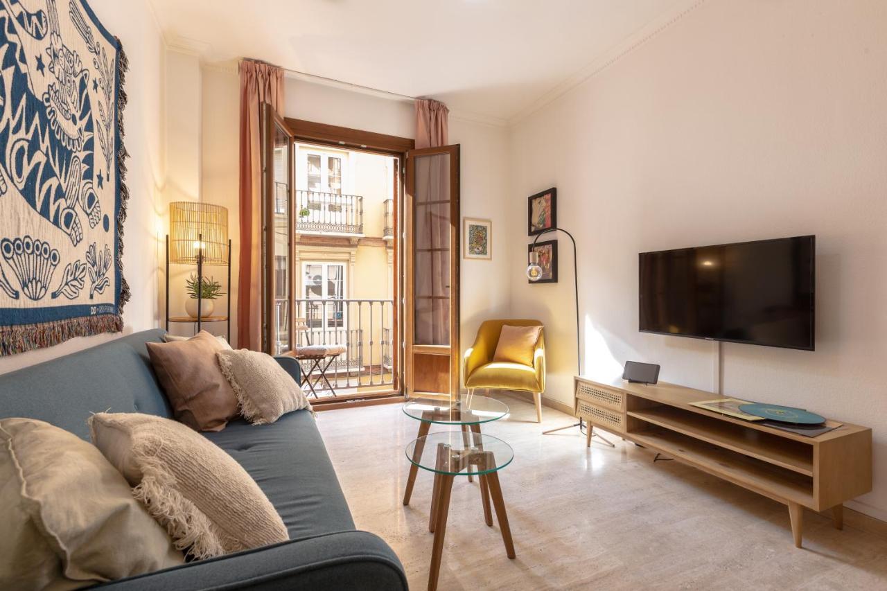 Bright Apartment With Patio And Balconies In The Center Málaga Esterno foto